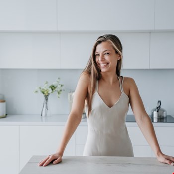 Ökologische Reinigung ohne Chemie: Wie Wasser und Mikrofasern das moderne Zuhause neu definieren?